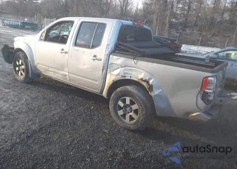 2011 Nissan Frontier Pro-4X z USA, uszkodzony, nr VIN 1N6AD0EV7BC425162